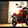 Triumph Speed Triple 1200 RX Launched in India – In Pictures!